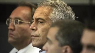 Jeffrey Epstein Wall Street ties, Jeffrey Epstein emails Bloomberg, Epstein financial network, Epstein Wall Street connections, Epstein investment dealings, Jeffrey Epstein hedge fund links, Epstein banking relationships, Epstein financial power, Epstein wealth sources, Epstein Financial Trust Company, Epstein Renaissance Technologies investment, Epstein Citigroup feeder fund, Epstein Bear Stearns relationship, Epstein JPMorgan Chase ties, Epstein Merrill Lynch adviser, Epstein Icahn Capital Management, Epstein billionaire clients, Les Wexner Epstein finances, Leon Black Epstein adviser role, Epstein family office influence, Epstein hedge fund access, Epstein post-conviction business ties, Epstein continued investment offers, Epstein guilty plea Wall Street response, Epstein compliance failures, Epstein due diligence failures, Wall Street Epstein scandal, Epstein financial institutions scrutiny, Epstein congressional investigation, Epstein Justice Department records, Epstein sex crimes and finance, Epstein investment opportunities after arrest, Epstein email cache investigation