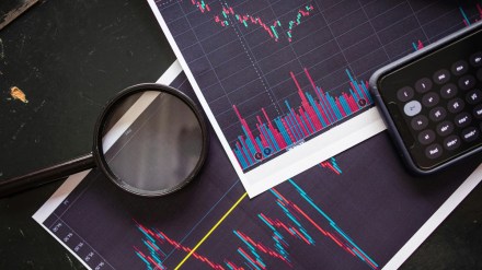 JM Financial model portfolio chart showing OverWeight on NBFCs and Infra sectors, and Underweight rating for Banks due to rate cut risk