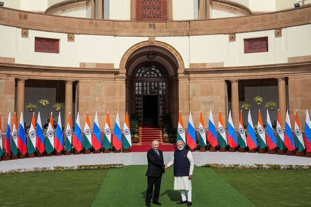  A day rich in diplomacy and symbolism unfolded in New Delhi as Prime Minister Narendra Modi received Russian President Vladimir Putin for the 23rd India-Russia Annual Summit, marking the Russian leader’s first visit to India in four years. President Putin began his Day 2 itinerary in India with a tri-services guard of honour at the Rashtrapati Bhavan, followed by a solemn tribute to Mahatma Gandhi at Rajghat. President Droupadi Murmu, along with senior leaders, External Affairs Minister S Jaishankar, Russian Defence Minister Andrey Belousov and Kremlin officials, joined key moments throughout the day. The two leaders later proceeded to Hyderabad House for bilateral talks.