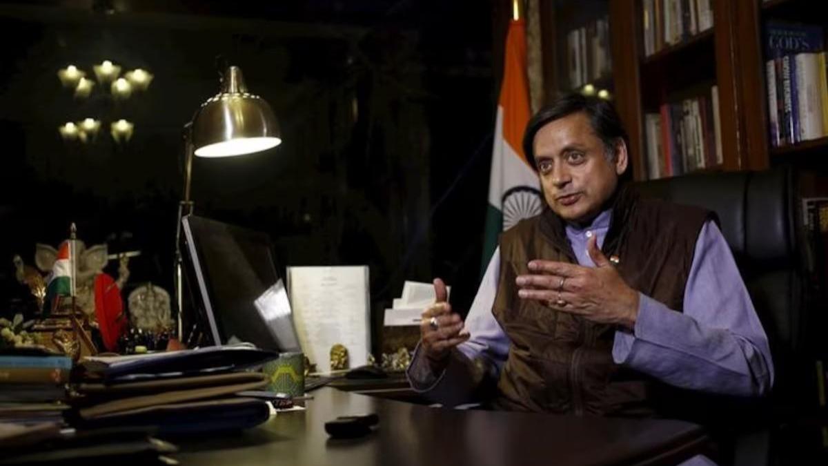 Shashi Tharoor, Shashi Tharoor news, Veer Savarkar Award, Veer Savarkar International Impact Award, Tharoor declines Savarkar award, Savarkar award controversy, Congress MP Shashi Tharoor, Shashi Tharoor statement, Savarkar honour row, Delhi award ceremony, Rajnath Singh event, Manoj Sinha, Congress vs BJP, Shashi Tharoor Congress rift, political news India, Indian politics latest news