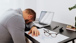 ‘Am I being underpaid?’ – IIM grad, with 7+ years of experience, questions Rs 38 LPA offer