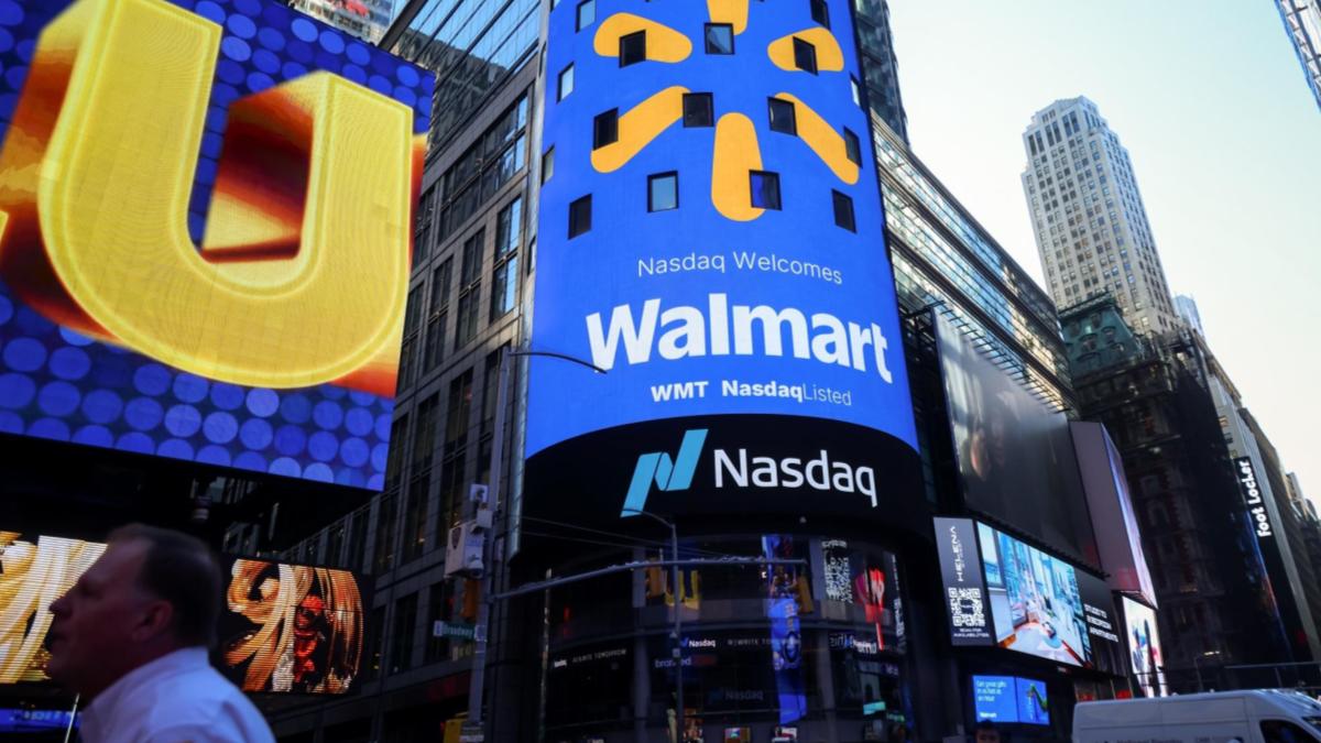 Walmart stock, Walmart stock up 30%, Walmart share price 2025, Walmart stock analysis, Walmart earnings FY26, Walmart Q3 FY26 results, Walmart revenue growth, Walmart profit margins, Walmart e-commerce growth, Walmart Connect advertising, Walmart+ membership growth, Walmart investment thesis, Walmart vs Big Tech stocks, retail stocks outperforming tech, defensive stocks 2025, consumer staples stocks, inflation impact on retail stocks, US retail stocks to watch, long-term Walmart stock outlook, is Walmart stock a good buy