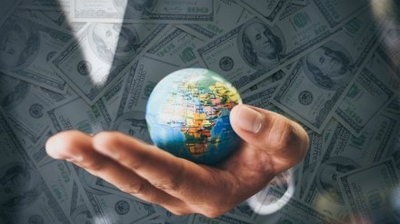 Globally, the top 0.001% hold three times the wealth of the bottom half of the world Globally, the top 0.001% hold three times the wealth of the bottom half of the world