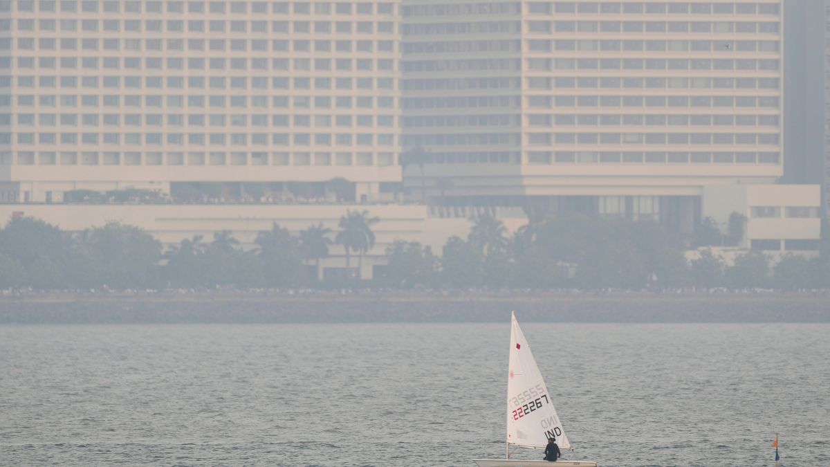 mumbai aqi, mumbai air pollution, mumbai pollution, air pollution delhi mumbai, smog in mumbai, what is grap 4, mumbai grap 4, grap 4 in mumbai