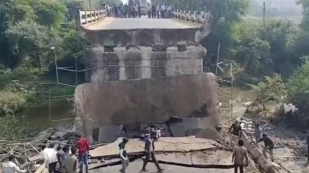 1 dead, several injured as bridge collapses in Madhya Pradesh’s Raisen district