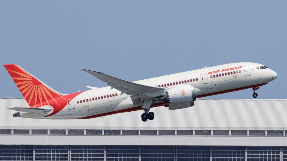 Air India Boeing 787-8 Dreamliner to Amsterdam returns to Delhi hours after takeoff; technical snag suspected Air India Boeing 787-8 Dreamliner to Amsterdam returns to Delhi hours after takeoff; technical snag suspected