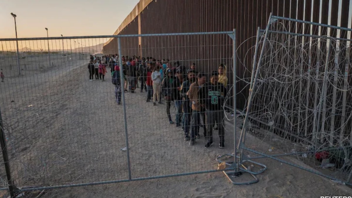 Parliamentary panel flags US deportations of illegal Indian immigrants, urges ‘empathetic’ government response