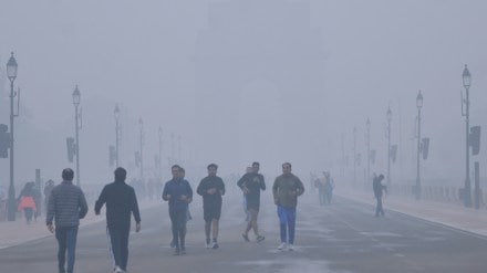 Weather today: Dense fog engulfs Delhi-NCR as AQI jumps to 'severe' level; IMD issues alert for UP, Himachal, and Punjab