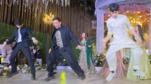 hrithik roshan wedding dance