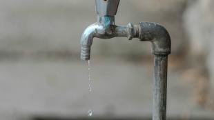 'Taking family to friend’s house for a shower': Social media post highlights Maharashtra water crisis