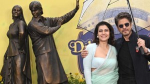 shah rukh khan kajol ddlj statue