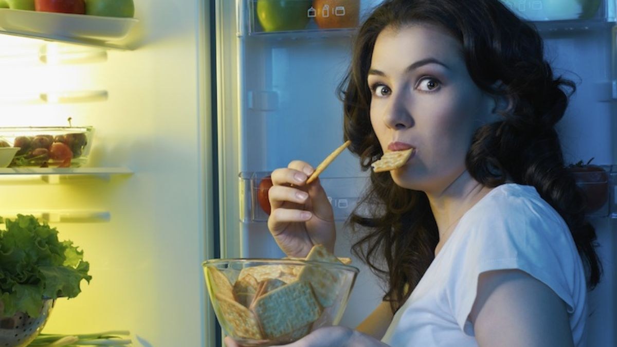 Nutritionist shares 10 warm snacks for Delhi winters