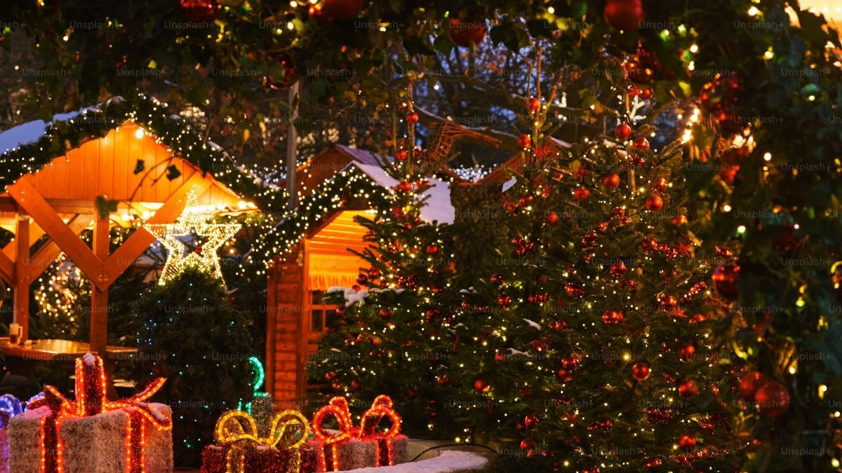 Delhi's Festive Weekend: Concerts, Markets, and More