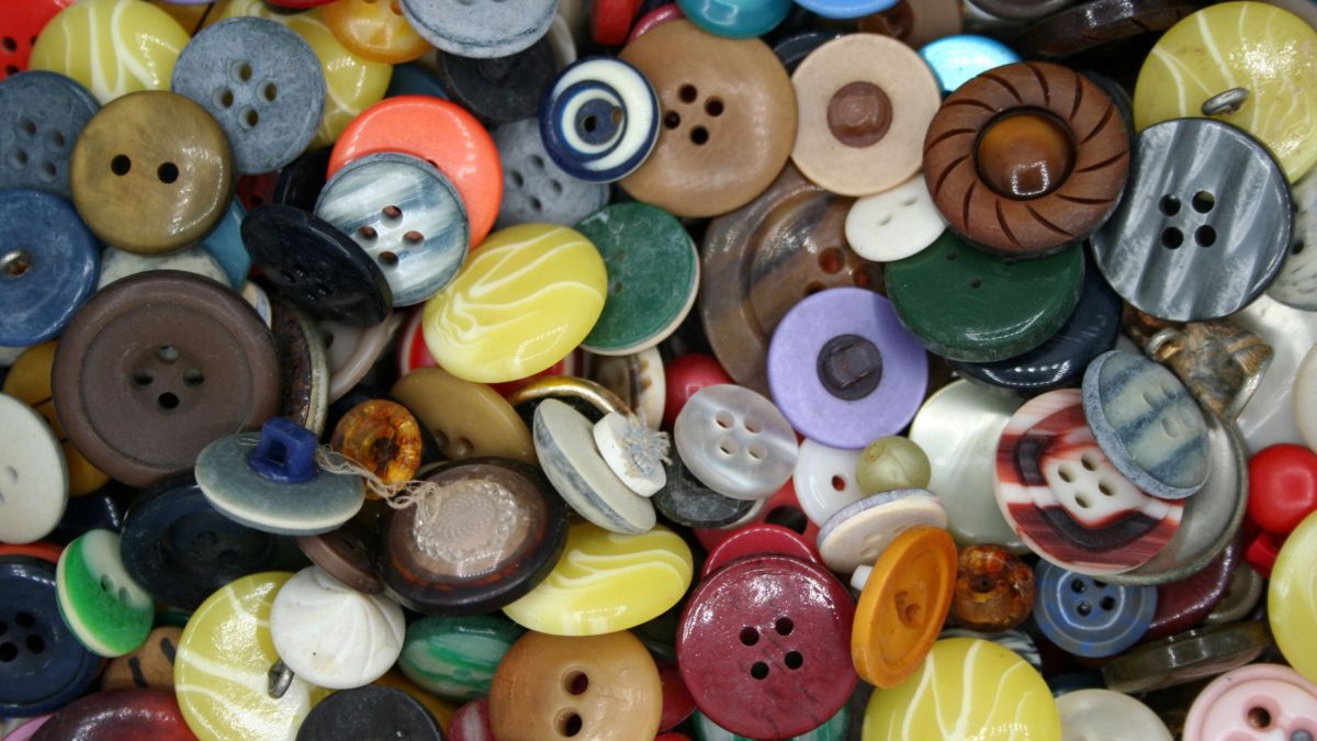 The 365 buttons trend on TikTok is the first viral trend of 2026 and it's not what it sounds like. (Image source: Canva) The 365 buttons trend on TikTok is the first viral trend of 2026 and it's not what it sounds like. (Image source: Canva)
