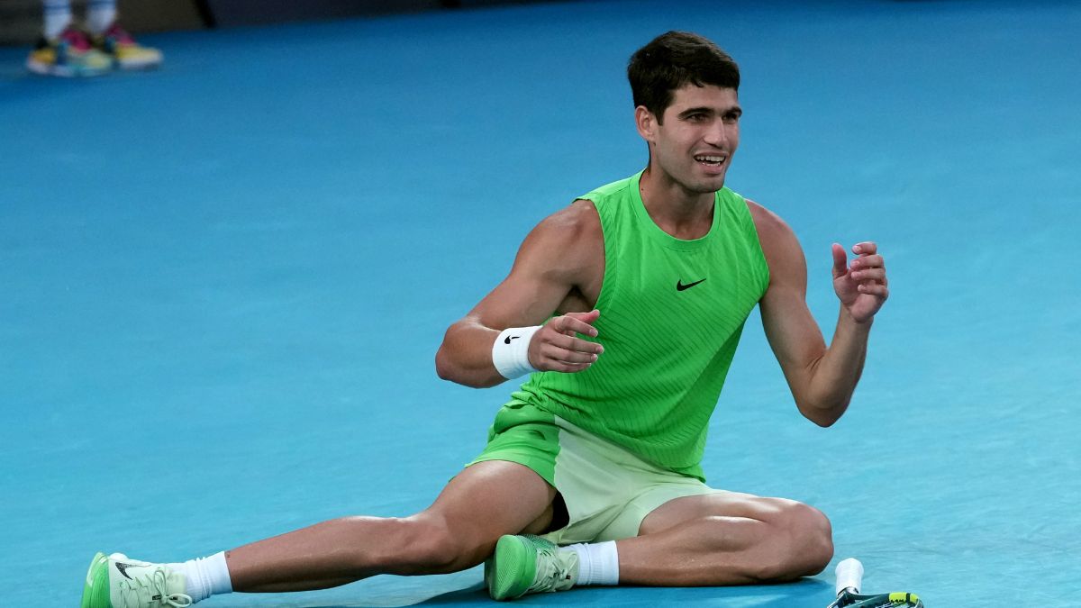Carlos Alcaraz of Spain emotional celebration Australian Open 2026 semi-final