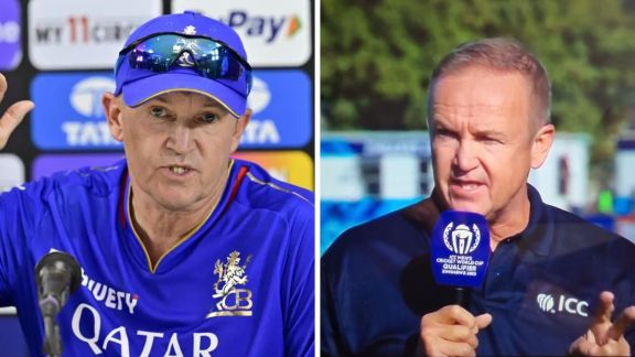 RCB IPL coach Andy Flower snacking in U19 World Cup 2026 IND vs ZIM game