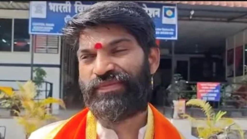 Following the controversy, Deputy Chief Minister Eknath Shinde spoke to Uddhav Kamble over the phone. Hours later Kamble cleared the air while interacting with reporters. Following the controversy, Deputy Chief Minister Eknath Shinde spoke to Uddhav Kamble over the phone. Hours later Kamble cleared the air while interacting with reporters.