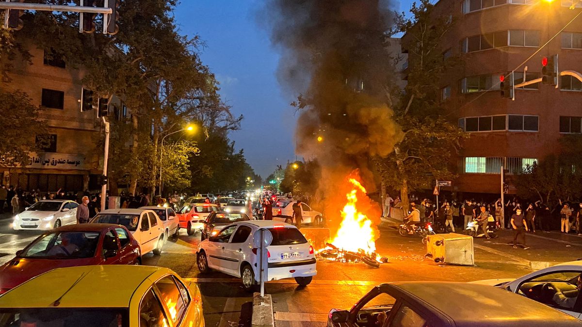 Iran Protests Live: Trump Weighs Options as Death Toll Crosses 500 Iran Protests Live: Trump Weighs Options as Death Toll Crosses 500