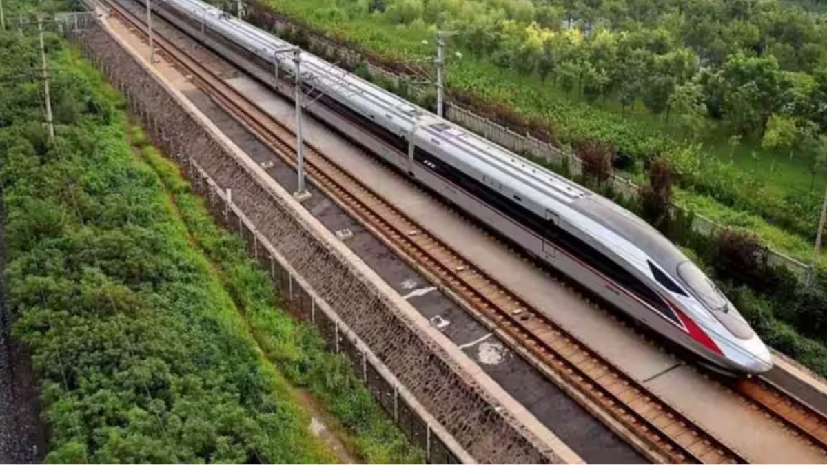The Palghar mountain tunnel breakthrough for the Mumbai–Ahmedabad Bullet Train project in Maharashtra, showcasing progress on India’s first high-speed rail corridor.