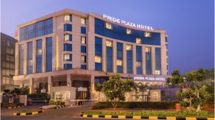 Graphic showing Pride Hotels' Rs 1,000 crore IPO details, including its plan to add 1,500 rooms across 19 cities and the renovation of its properties in Delhi, Bengaluru, and Chennai.