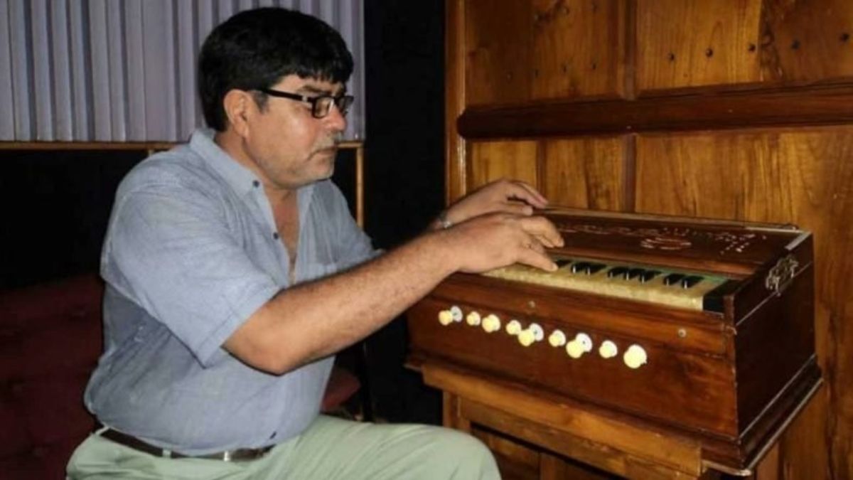 Who was Proloy Chaki? Veteran Bangladeshi Singer dies in police custody