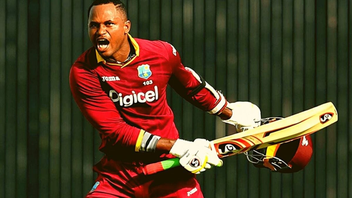 Marlon Samuels celebrating his half-century against Sri Lanka in the 2012 T20 World Cup final at R. Premadasa Stadium.