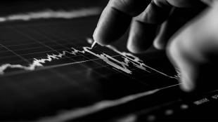 A professional comparison table showing 10 Indian stocks (Eternal, Bandhan Bank, Havells, etc.) with their current brokerage ratings, target prices, and projected percentage upside as of January 23, 2026.