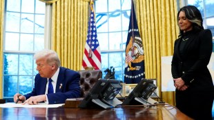 Tulsi Gabbard cut out of venezuela plan
