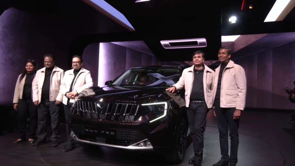 Mahindra XUV 7XO Launch LIVE Updates: Check variant-wise prices in India, features, engine options and more