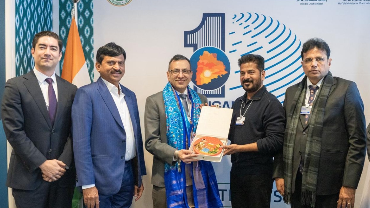 During a meeting with Google’s Asia Pacific president, Sanjay Gupta, the chief minister outlined the state’s regional growth framework, Core Urban Region Economy (CURE), Peri-Urban Region Economy (PURE) and Rural Agriculture Region Economy (RARE), and plans to make core Hyderabad pollution-free.