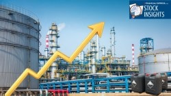 2 small-cap chemical “cash machines” with zero debt and 3.5% yield