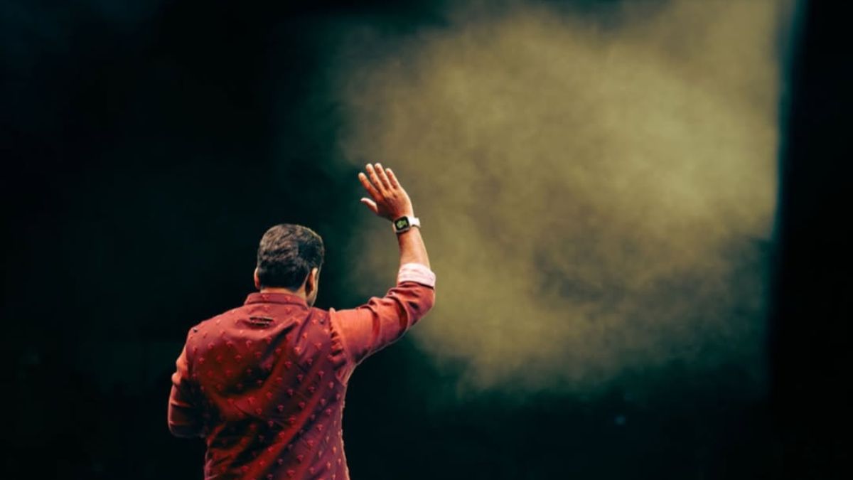 Zakir Khan announces long break from stand-up comedy Zakir Khan announces long break from stand-up comedy