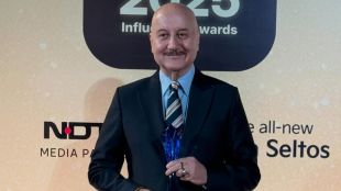 Anupam Kher marks 550th film with Khosla Ka Ghosla 2