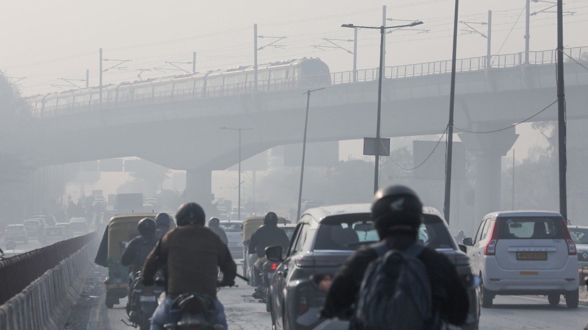 GRAP 4 rules enforced in Delhi as AQI hits 437; see full list of bans