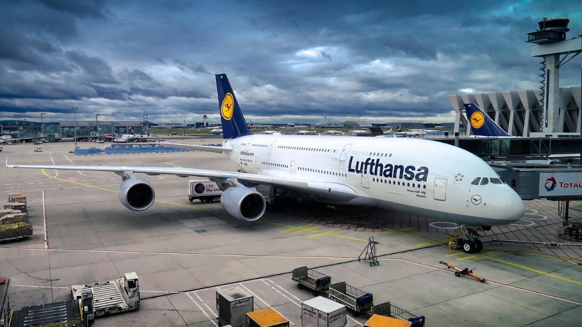 Airlines flights cancelled