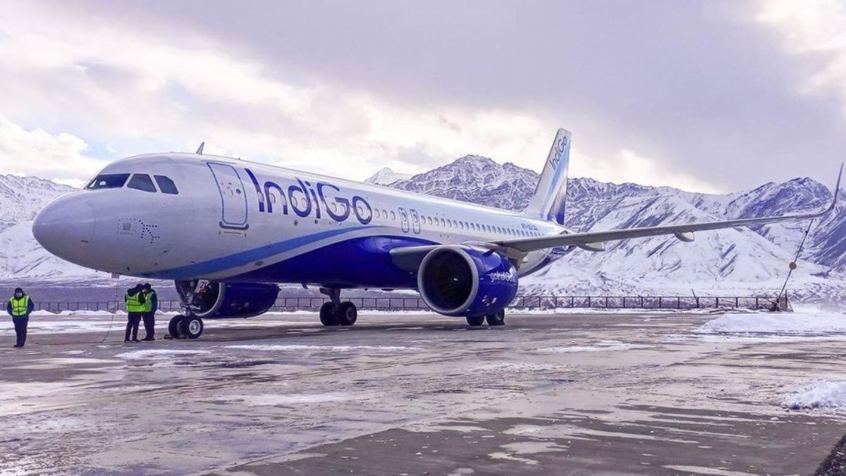Fog and Snow Disrupt Flights Across India