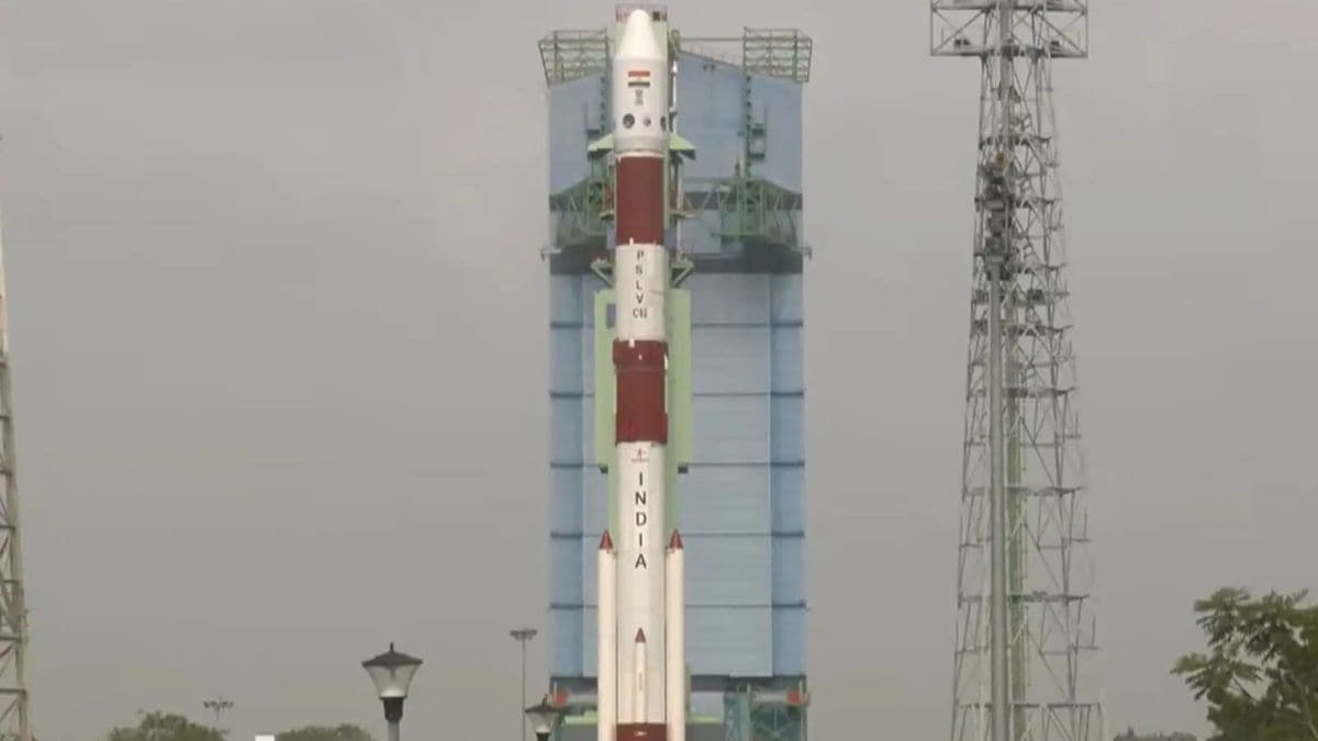 PSLV-C62 lifts off with multiple payloads, ISRO flags flight path deviation