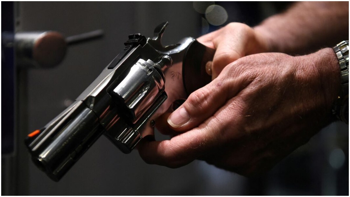Court strikes down California's open carry ban