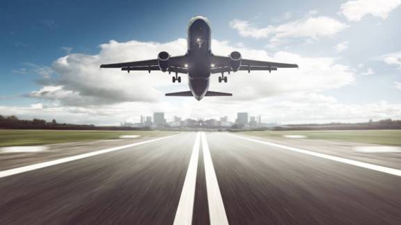 AAIB Report Reveals Learjet Attempted Landing in Sub-Legal Visibility