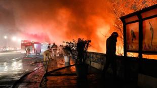 NDMC godown fire, Safdarjung Flyover fire, Delhi fire news today, NDMC storage fire Delhi, Delhi Fire Services 20 fire tenders, fire near AIIMS Flyover, south Delhi fire incident, Aurobindo Marg traffic affected, Ring Road traffic diversion Delhi, Delhi Traffic Police advisory fire, NDMC fire no casualties, Prachin Shiv Mandir fire Delhi, Delhi evening fire incident, godown fire Delhi today, breaking news Delhi fire