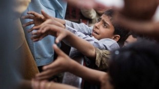Pakistan poverty rate jumps to 28.8% in 2024-25, up 6.9% in six years.