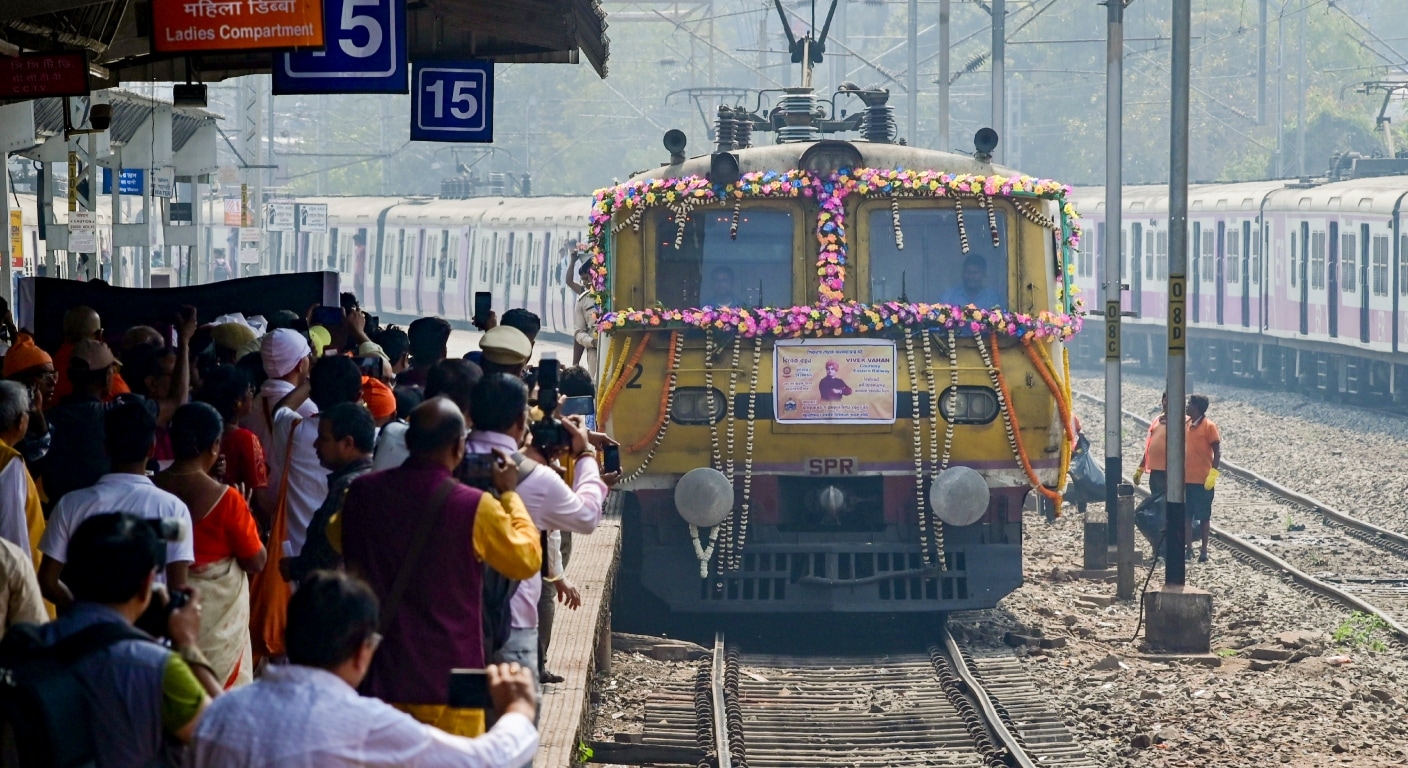 Indian Railways Announces 186 Special Holi Trains; Check key routes, stations Indian Railways Announces 186 Special Holi Trains; Check key routes, stations