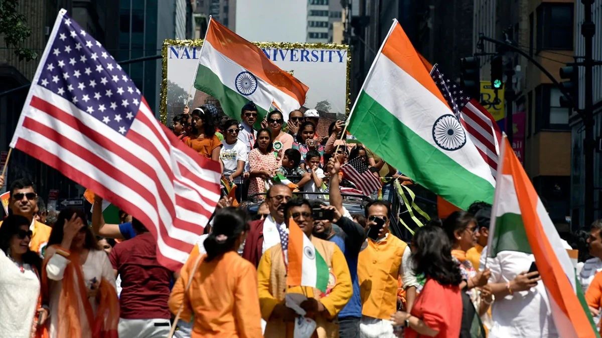 H-1B Debate Turns Ugly as Anti-Indian Hate Rises in US H-1B Debate Turns Ugly as Anti-Indian Hate Rises in US