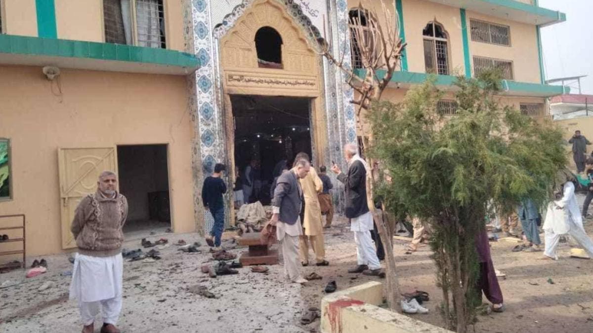 Breaking News, latest news today's, latest news, Latest Breaking News, Breaking News, Today's Breaking and Latest news, Latest News Today, Latest Breaking News Headlines, pakistan bomb blast, islamabad blast, suicide bombing in islamabad