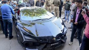 Tobacco Tycoon’s Son in Kanpur Lamborghini Crash Leaves Six Injured