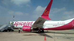 SpiceJet flight makes eemrgency return mid-air to Delhi