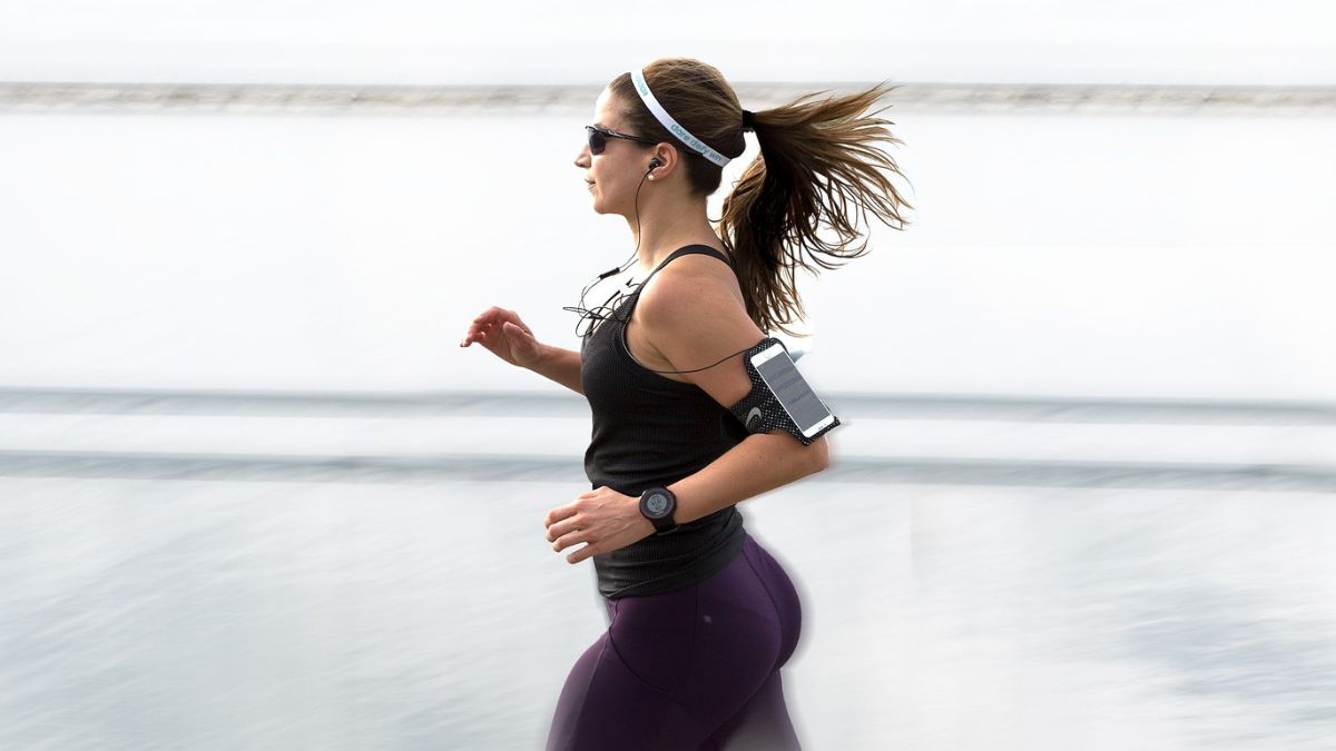 Wired vs Wireless: 5 reasons wired earphones are making a stylish comeback among celebrities and athletes Wired vs Wireless: 5 reasons wired earphones are making a stylish comeback among celebrities and athletes