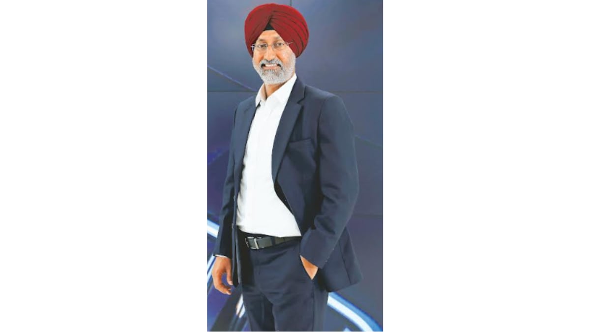 BMW Group India outperformed the broader industry with record sales and growth of 14%. In the luxury EV segment, we remain the brand of choice, recording a 200% surge.