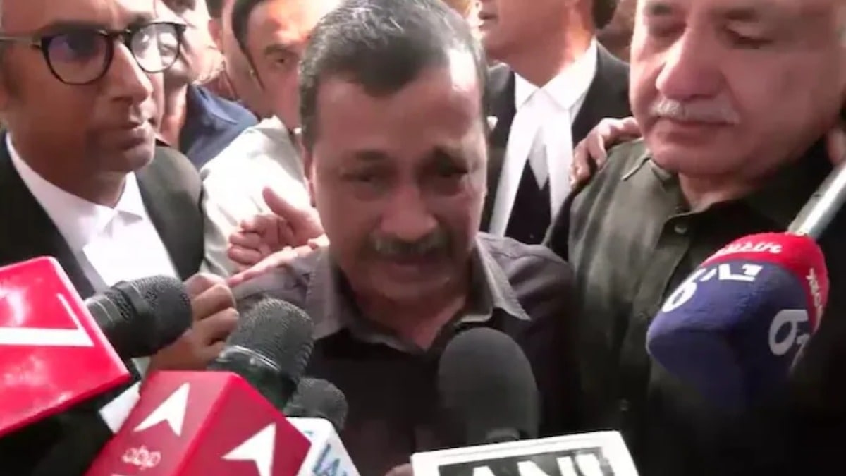 Former Delhi Chief Minister Arvind Kejriwal and former Deputy Chief Minister Manish Sisodia after being discharged by the Rouse Avenue Court in the Delhi Excise Policy case. Former Delhi Chief Minister Arvind Kejriwal and former Deputy Chief Minister Manish Sisodia after being discharged by the Rouse Avenue Court in the Delhi Excise Policy case.