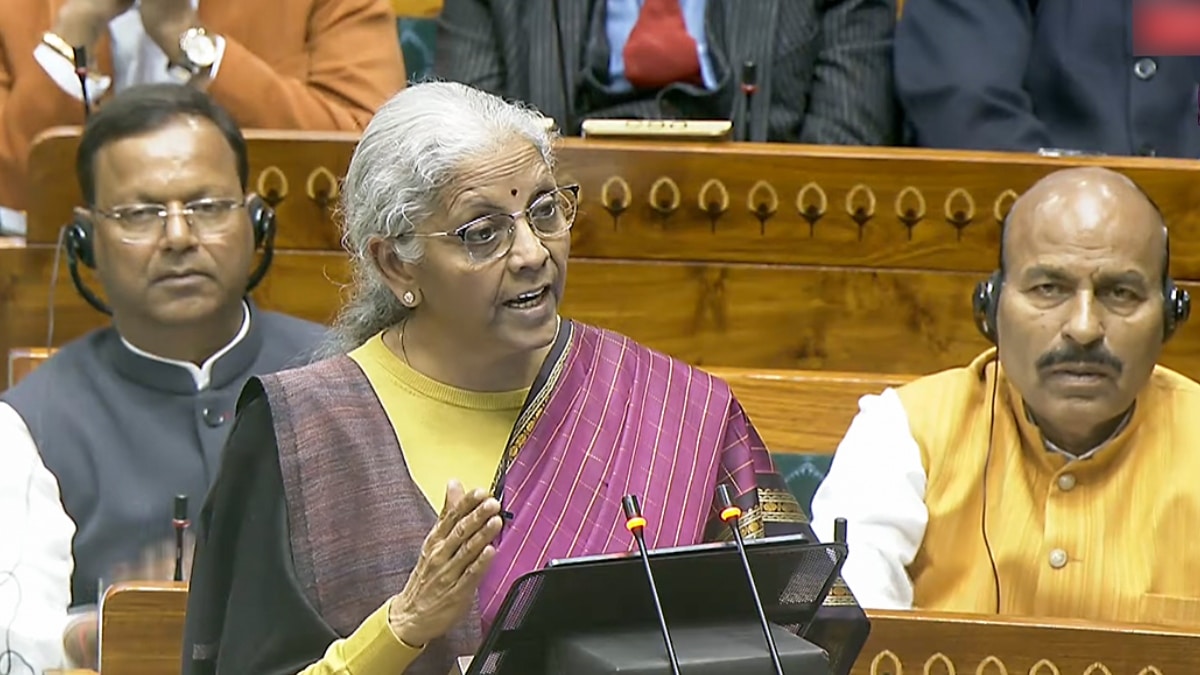 The regulator’s reluctance to allow large industrial conglomerates to own banks is prudent.